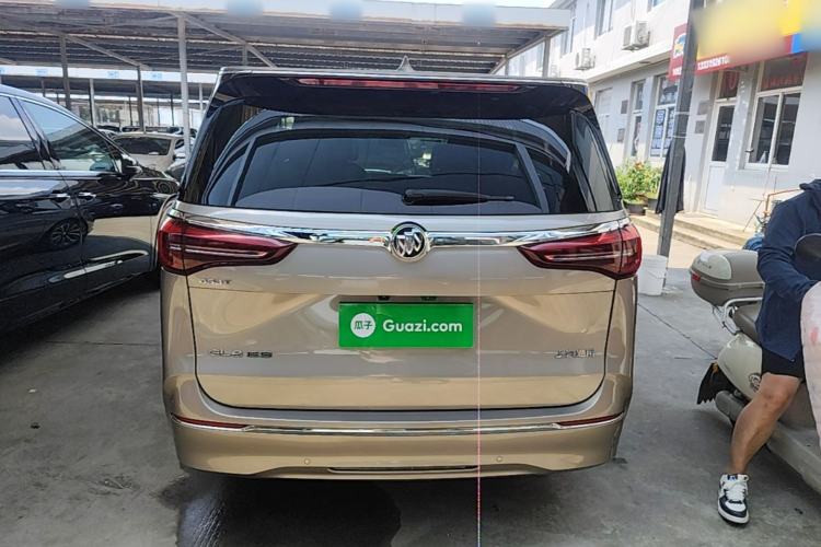 Used Buick GL8 2022 ES Land Cruiser 653T Luxury Model Rear