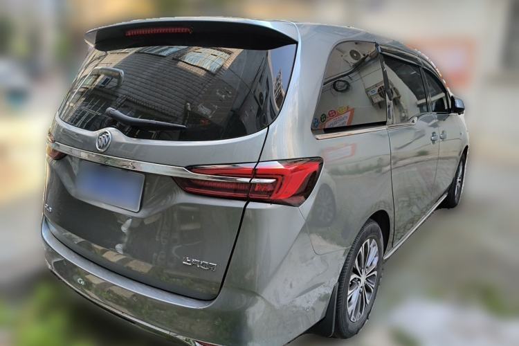 Used Buick GL8 2022 Land Cruiser Executive Class 652T Comfort Model Rear Right 45 Deg