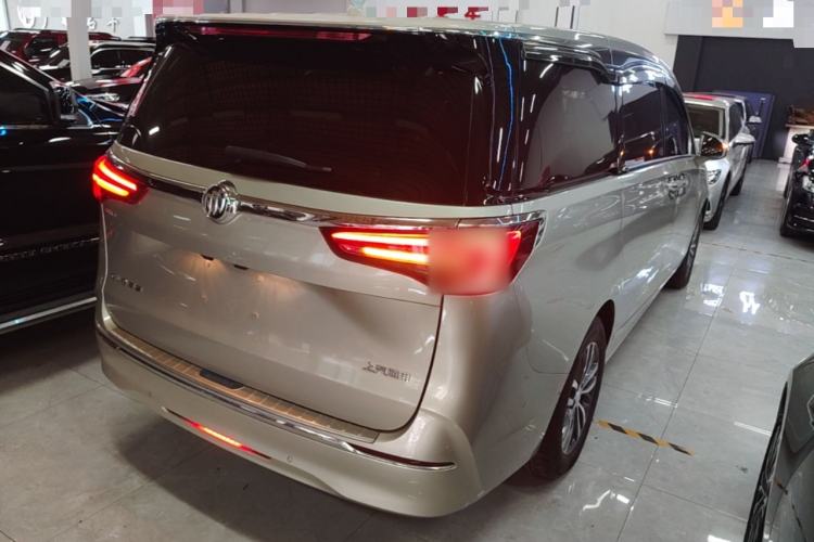 Used Buick GL8 2022 ES Landtrek 653T Luxury Edition Rear Right 45 Deg