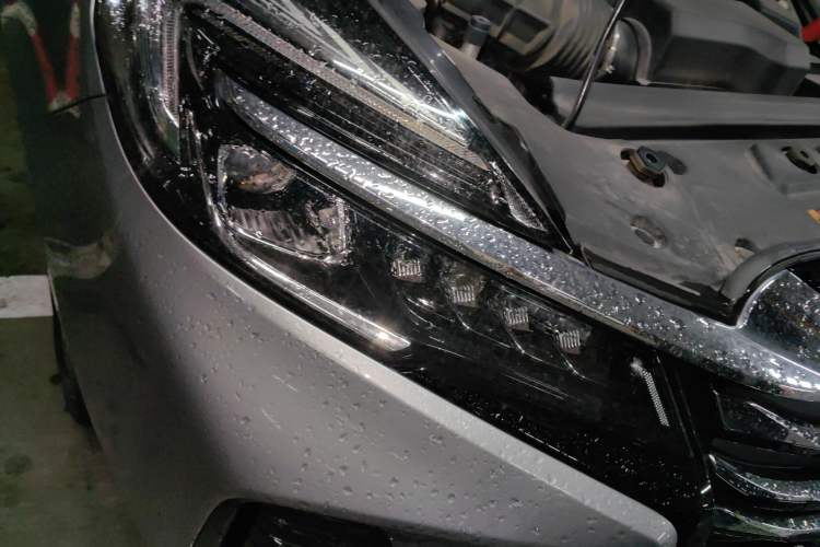 Used Buick GL8 2022 Land Business Class 652T Luxury Model Right Front Headlight