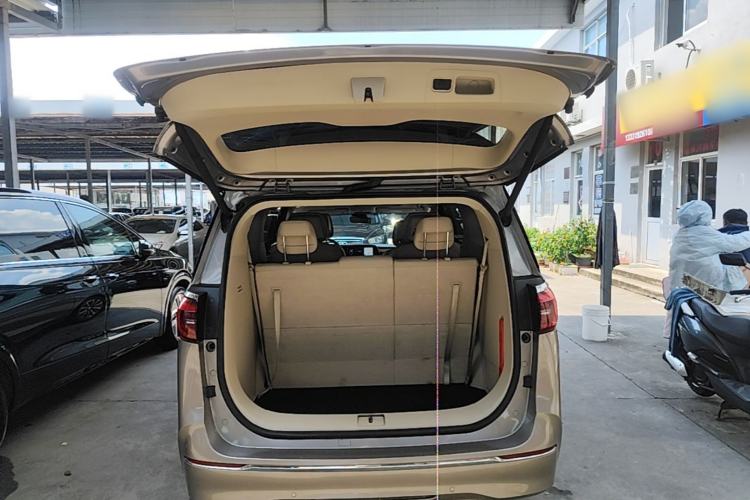 Used Buick GL8 2022 ES Land Cruiser 653T Luxury Model Trunk
