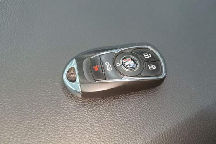 Used Buick GL8 2022 Land Business Class 652T Luxury Model Vehicle Key