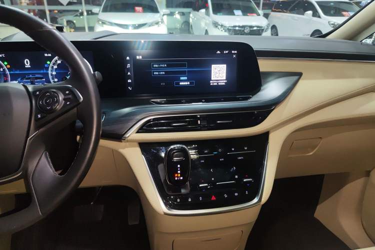 Used Buick GL8 2022 ES Land Cruiser 653T Luxury Model Audio And AC Panel