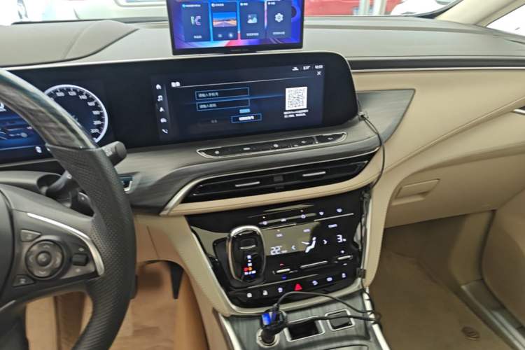 Used Buick GL8 2022 ES Landtrek 653T Luxury Edition Audio And AC Panel
