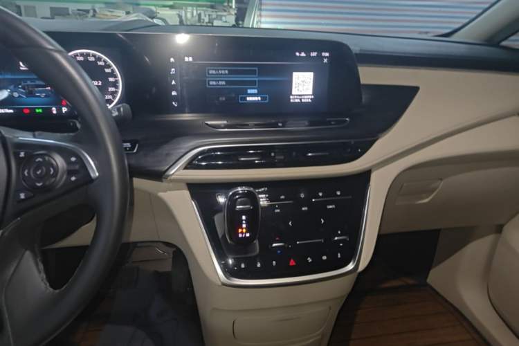 Used Buick GL8 2022 ES Landtrek 653T Luxury Edition Audio And AC Panel