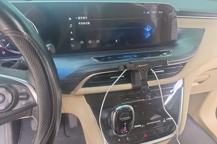 Used Buick GL8 2022 ES Landtrek 653T Luxury Edition Audio And AC Panel