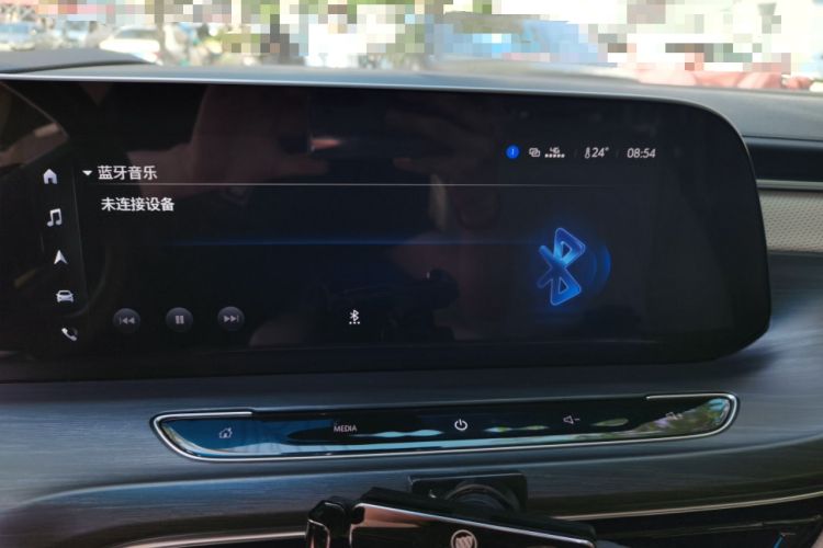 Used Buick GL8 2022 ES Land Cruiser 653T Luxury Model Audio And AC Panel