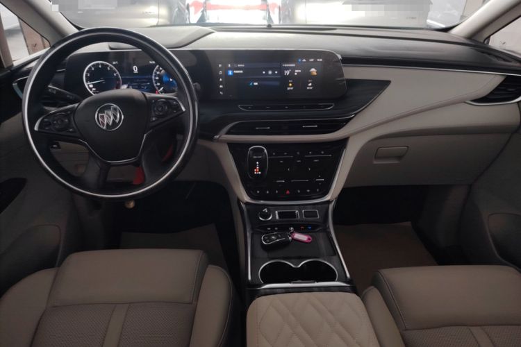 Used Buick GL8 2022 ES Landtrek 653T Comfort Edition Audio And AC Panel