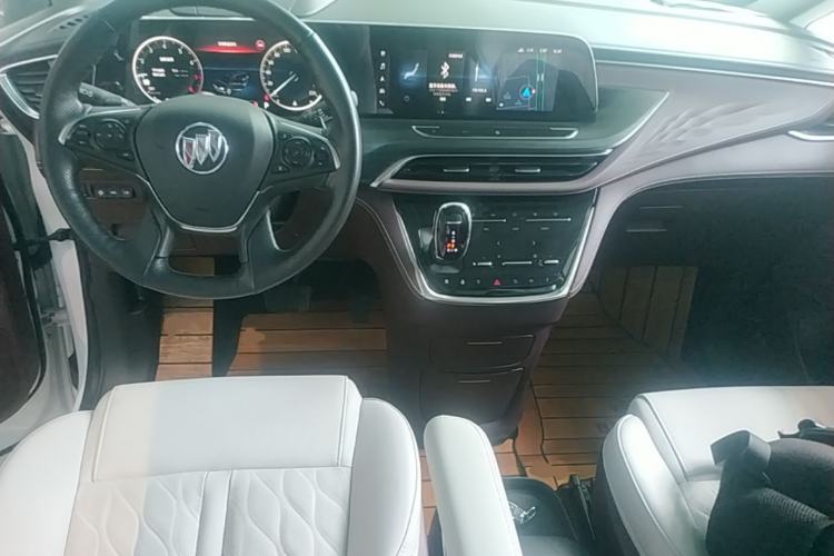 Used Buick GL8 2022 Avenir Aivia Six-Seat Deluxe Edition Center Console