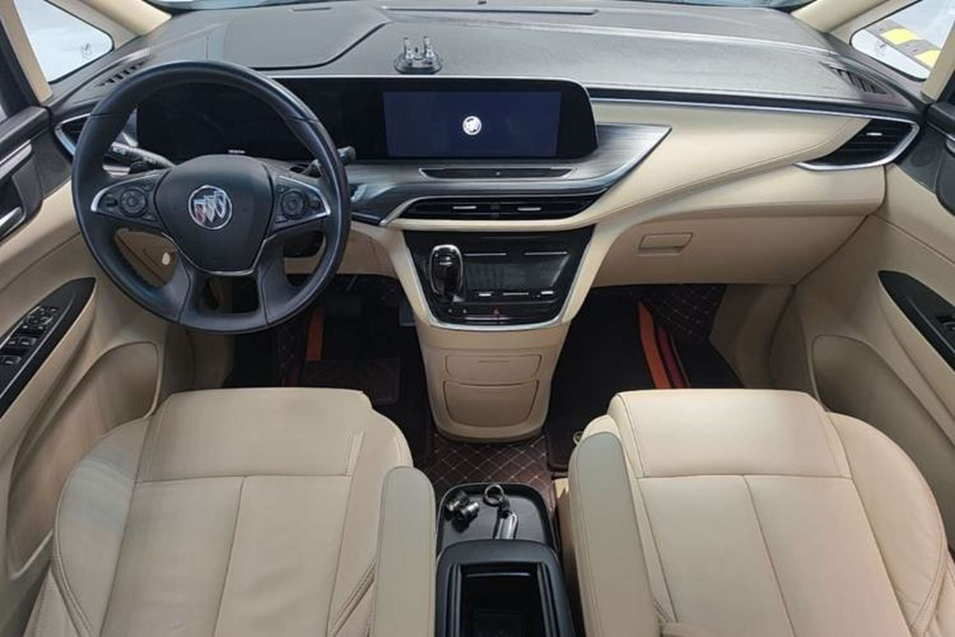 Used Buick GL8 2022 ES Landtrek 653T Luxury Edition Center Console