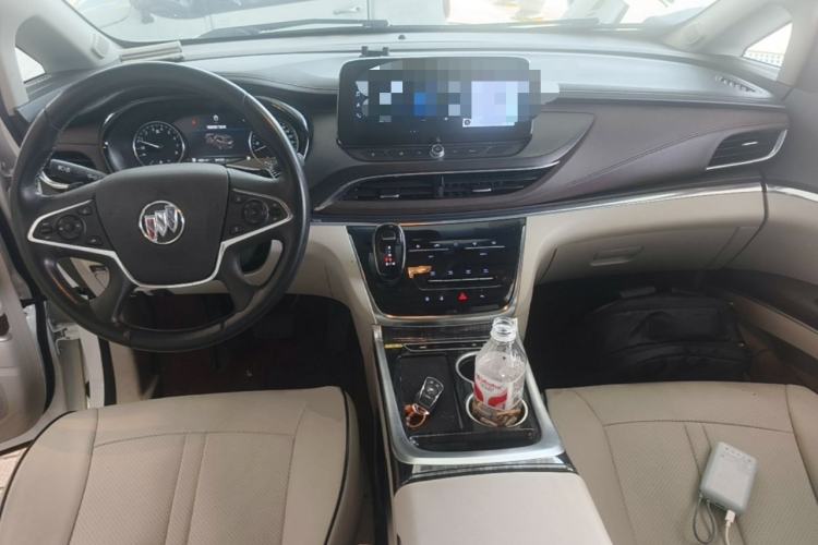 Used Buick GL8 2022 Land Business Class 652T Luxury Model Center Console