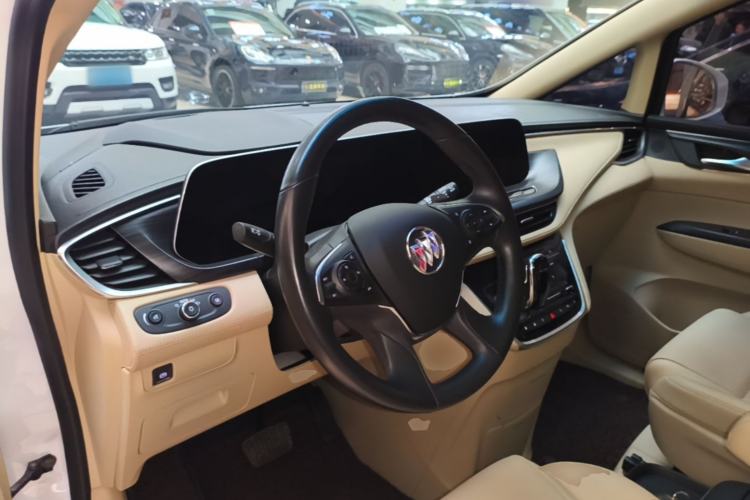 Used Buick GL8 2022 ES Landtrek 653T Luxury Edition Center Console