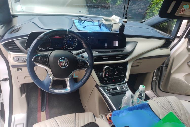 Used Buick GL8 2022 ES Landtrek 653T Comfort Edition Center Console