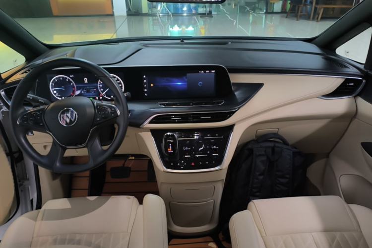 Used Buick GL8 2022 ES Land Cruiser 653T Luxury Model Center Console