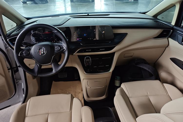 Used Buick GL8 2022 ES Landtrek 653T Luxury Edition Center Console