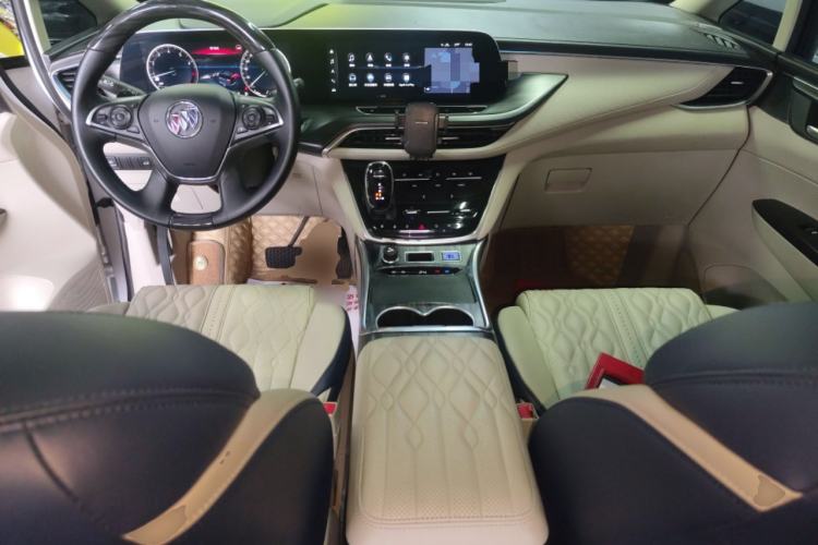 Used Buick GL8 2022 ES Landtrek 653T Comfort Edition Center Console