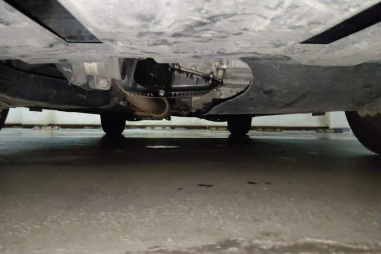 Used Buick GL8 2022 ES Landtrek 653T Luxury Edition Chassis Front