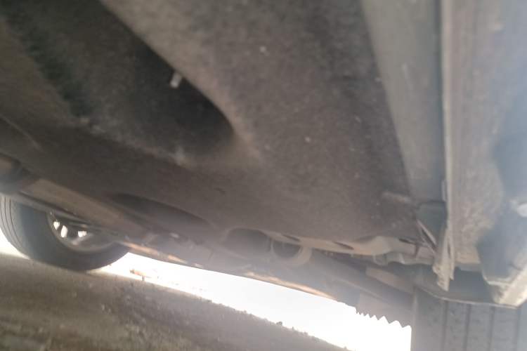 Used Buick GL8 2022 ES Landtrek 653T Flagship Model Chassis Front