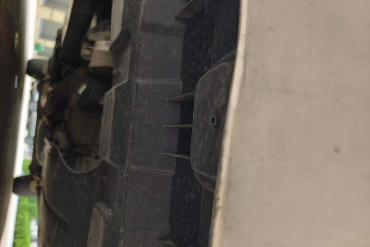 Used Buick GL8 2022 Land Cruiser Executive Class 652T Comfort Model Chassis Front