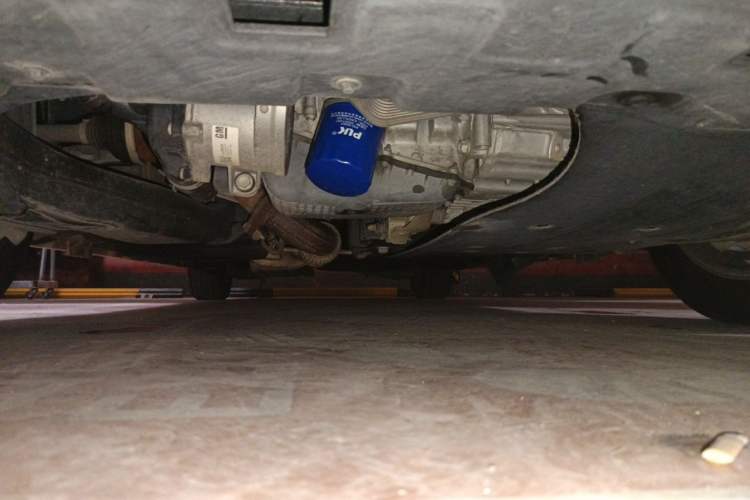 Used Buick GL8 2022 ES Landtrek 653T Comfort Edition Chassis Front