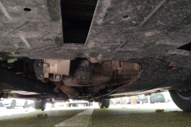 Used Buick GL8 2022 ES Landtrek 653T Comfort Edition Chassis Front