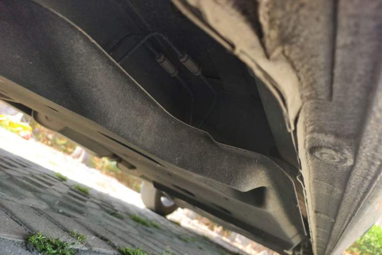 Used Buick GL8 2022 Land Cruiser Executive Class 652T Comfort Model Chassis Front Left