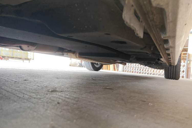 Used Buick GL8 2022 ES Land Cruiser 653T Luxury Model Chassis Front Left
