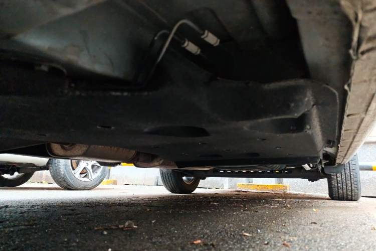 Used Buick GL8 2022 Land Cruiser Executive Class 652T Comfort Model Chassis Front Left