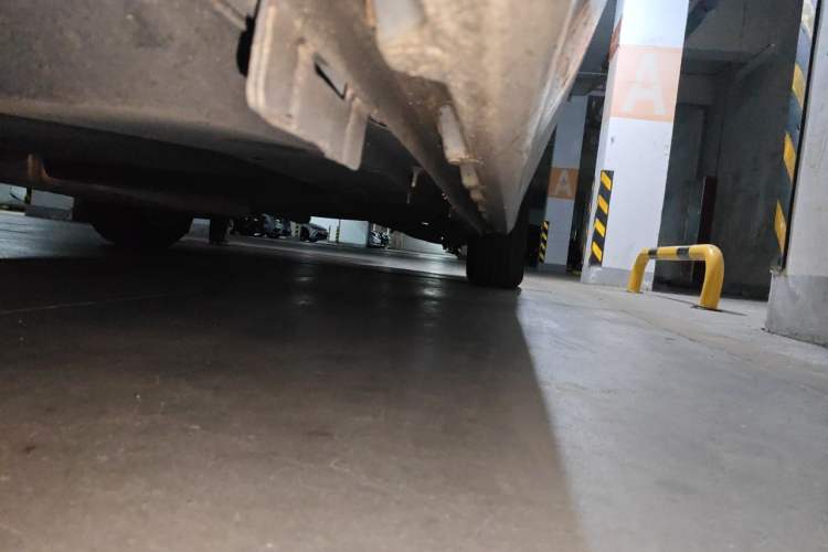 Used Buick GL8 2022 ES Landtrek 653T Comfort Edition Chassis Front Left