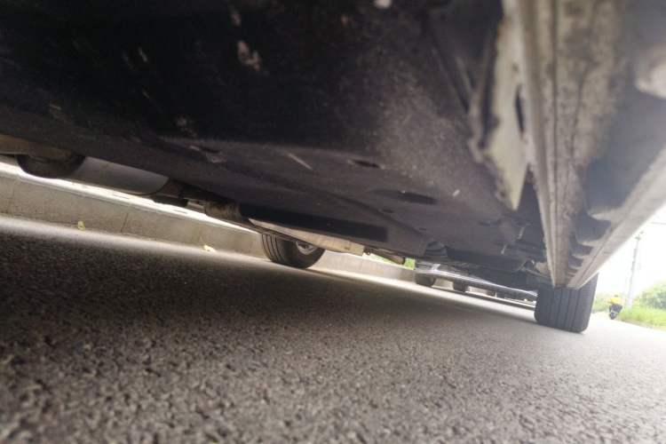 Used Buick GL8 2022 ES Landtrek 653T Comfort Edition Chassis Front Left