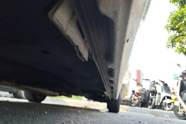 Used Buick GL8 2022 ES Landtrek 653T Comfort Edition Chassis Front Left