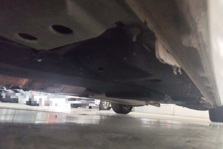 Used Buick GL8 2022 ES Landtrek 653T Luxury Edition Chassis Front Left
