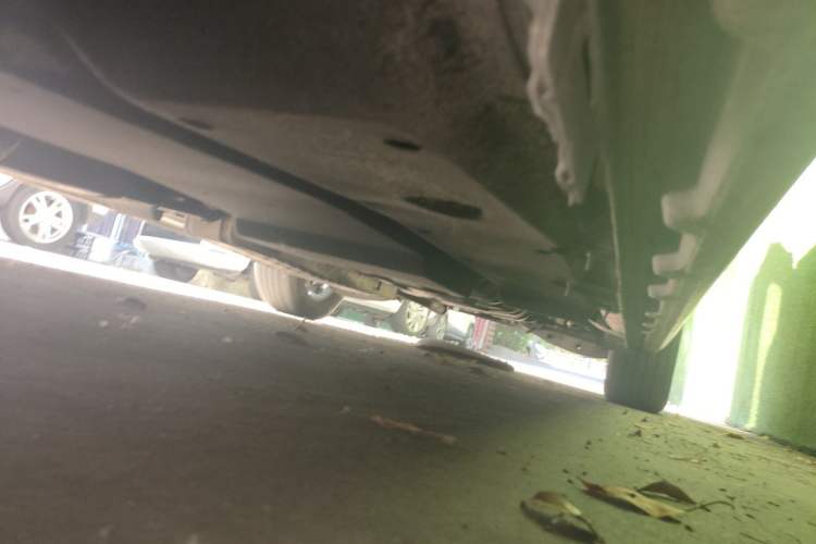 Used Buick GL8 2022 ES Landtrek 653T Comfort Edition Chassis Front Left