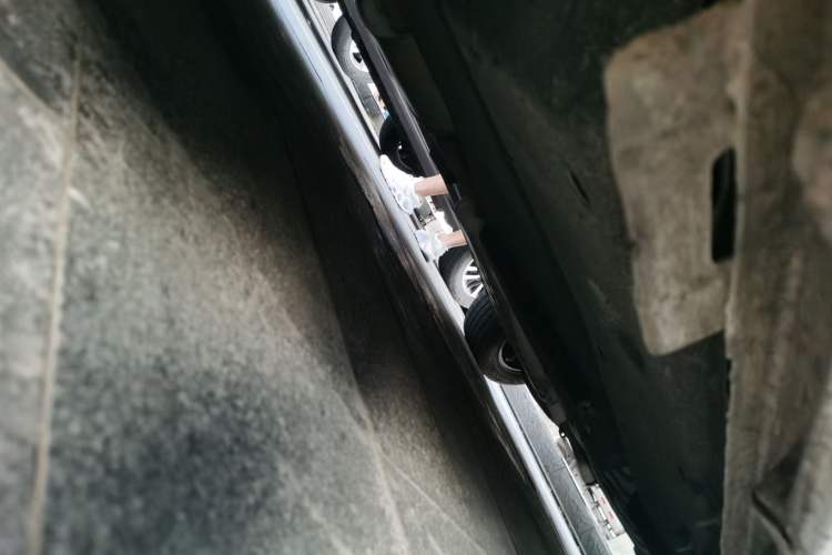 Used Buick GL8 2022 ES Landtrek 653T Comfort Edition Chassis Front Left