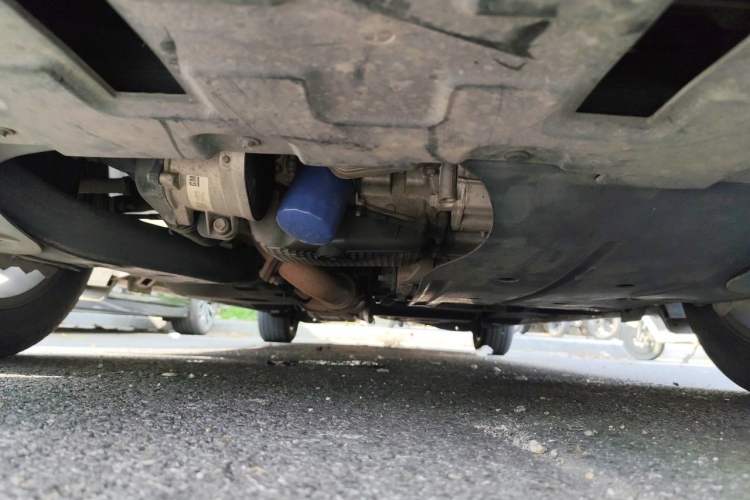 Used Buick GL8 2022 ES Landtrek 653T Comfort Edition Chassis Front