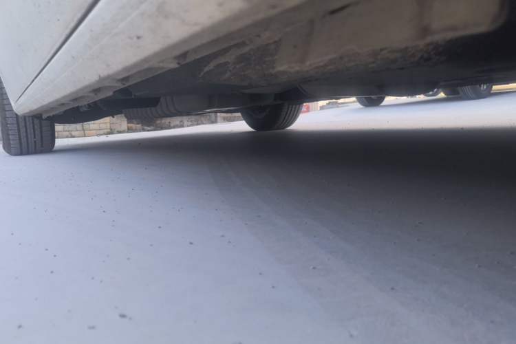 Used Buick GL8 2022 ES Landtrek 653T Comfort Edition Chassis Front Right