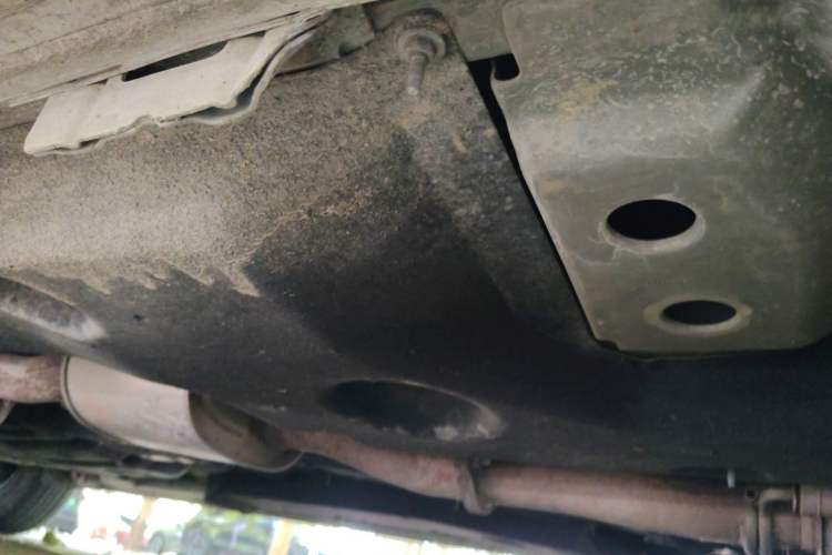 Used Buick GL8 2022 ES Landtrek 653T Comfort Edition Chassis Front Right