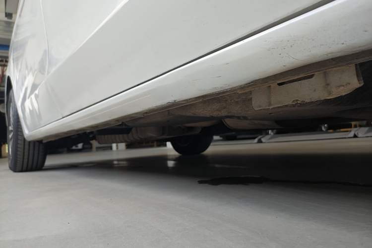 Used Buick GL8 2022 ES Landtrek 653T Luxury Edition Chassis Front Right