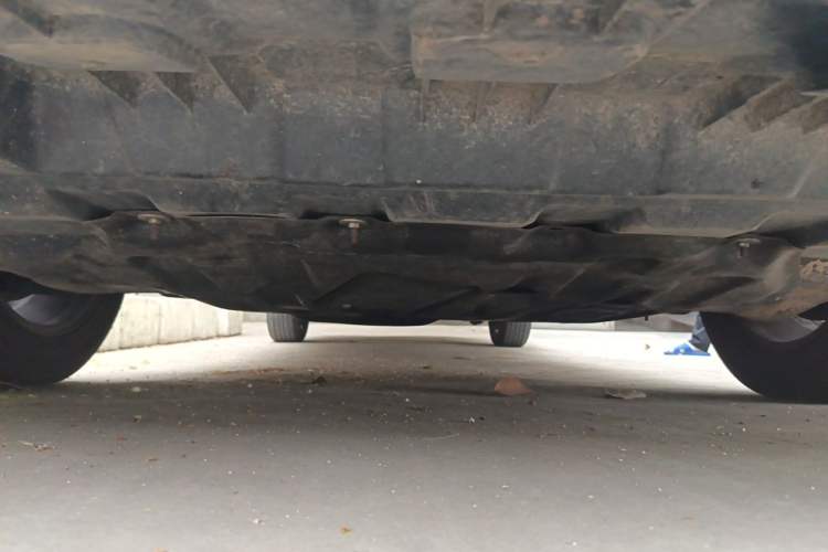 Used Buick GL8 2022 Land Cruiser Executive Class 652T Comfort Model Chassis Front