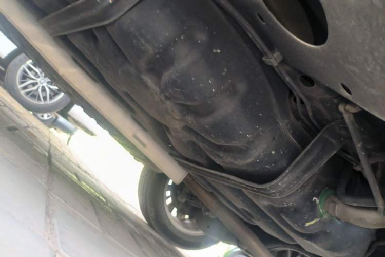 Used Buick GL8 2022 ES Land Cruiser 653T Luxury Model Chassis Front