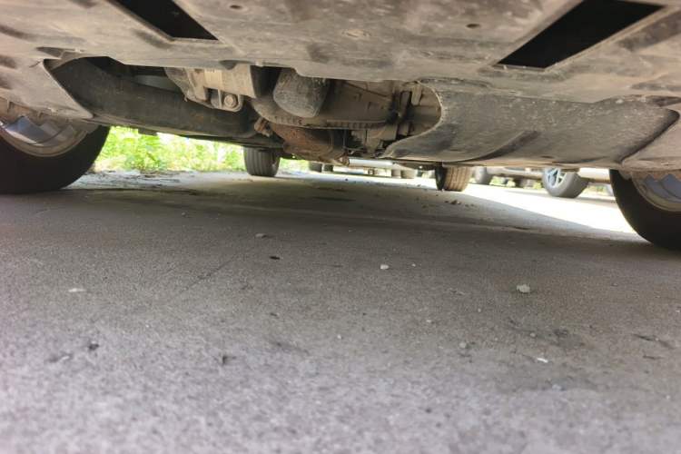 Used Buick GL8 2022 ES Landtrek 653T Flagship Model Chassis Front
