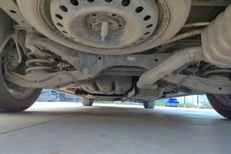 Used Buick GL8 2022 ES Land Cruiser 653T Luxury Model Chassis Rear