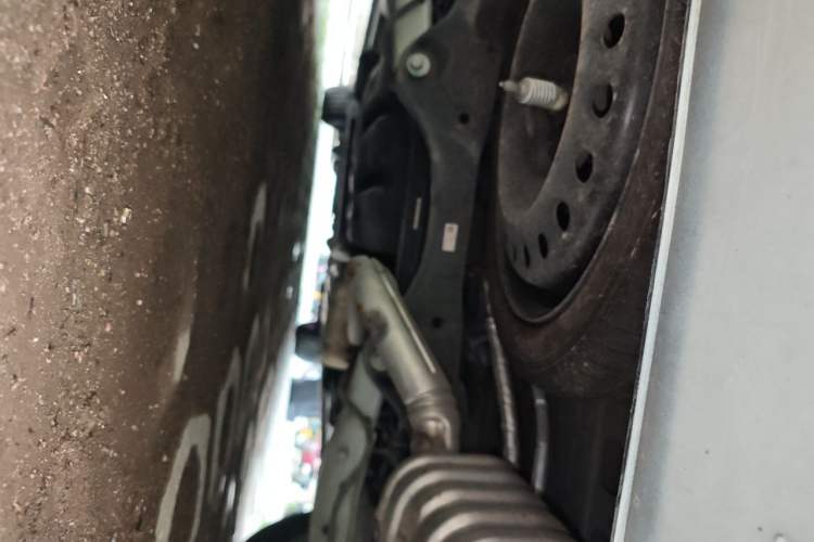 Used Buick GL8 2022 ES Landtrek 653T Comfort Edition Chassis Rear