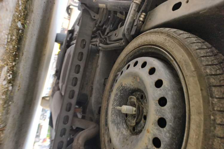 Used Buick GL8 2022 Land Cruiser Executive Class 652T Comfort Model Chassis Rear