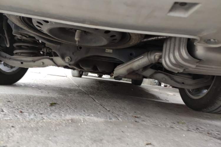 Used Buick GL8 2022 ES Landtrek 653T Comfort Edition Chassis Rear
