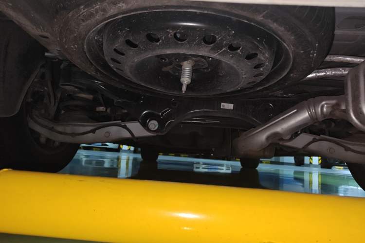 Used Buick GL8 2022 ES Landtrek 653T Comfort Edition Chassis Rear