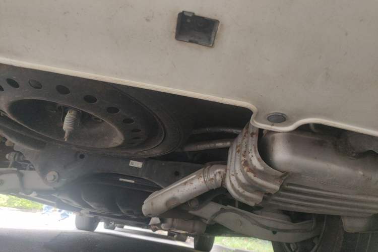 Used Buick GL8 2022 ES Landtrek 653T Comfort Edition Chassis Rear