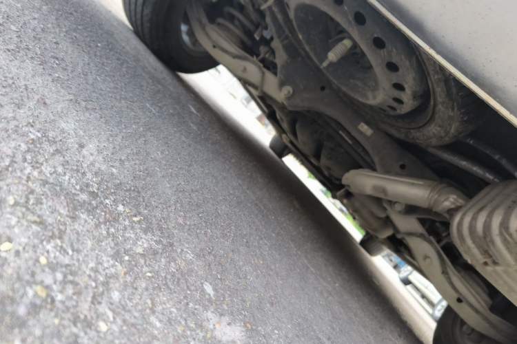 Used Buick GL8 2022 ES Landtrek 653T Comfort Edition Chassis Rear