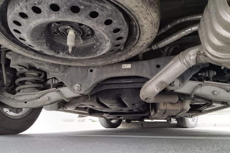 Used Buick GL8 2022 ES Landtrek 653T Luxury Edition Chassis Rear