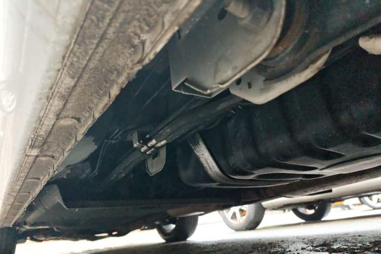 Used Buick GL8 2022 Land Cruiser Executive Class 652T Comfort Model Chassis Rear Left